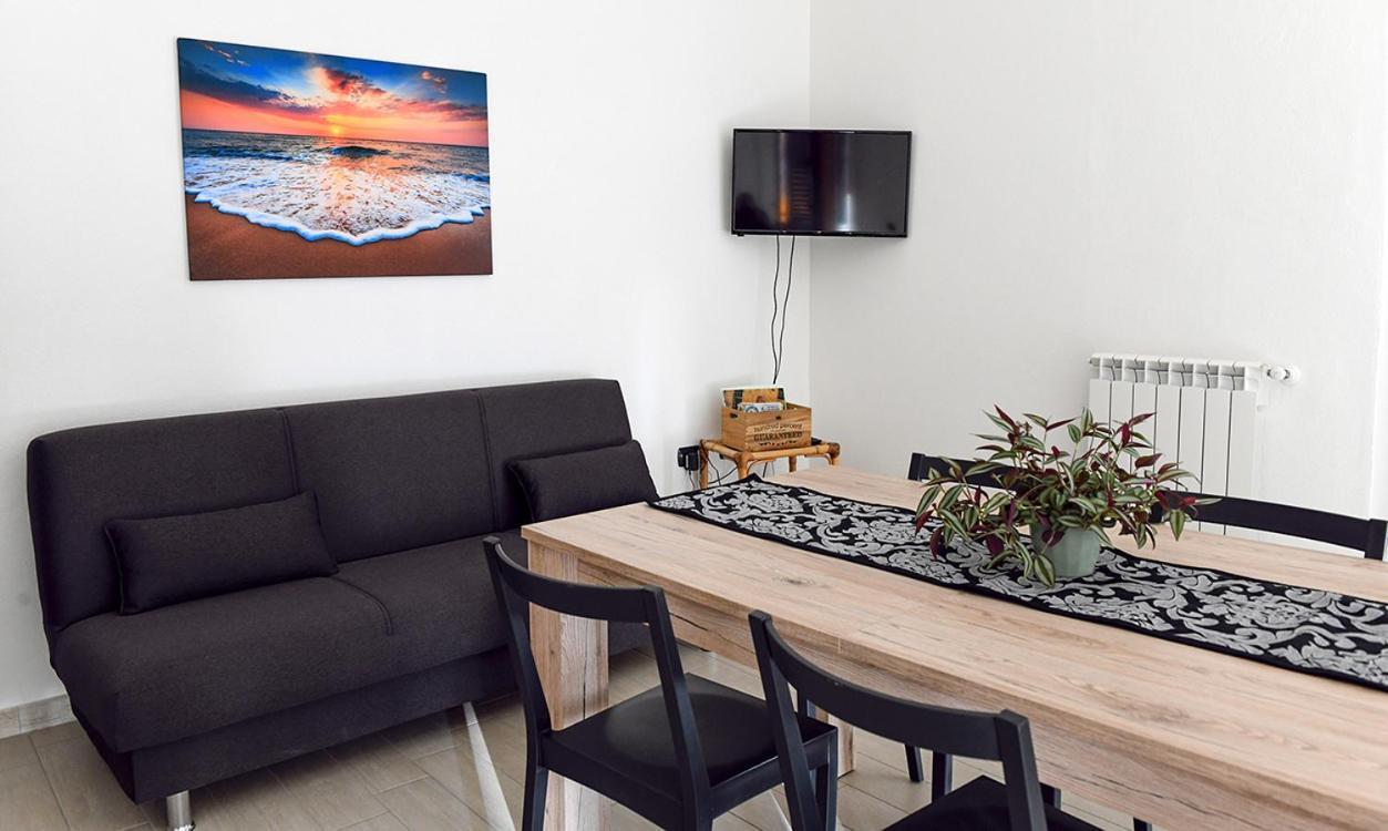 Kris87 A 5 Minuti Dal Porto Apartment Alghero Bagian luar foto